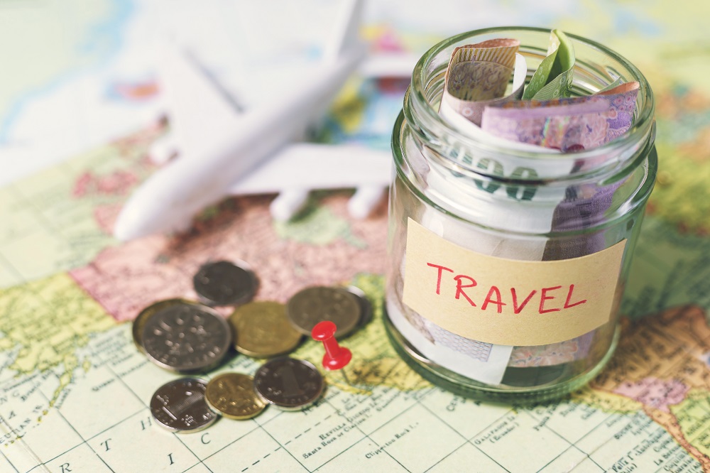 TOP 5 BEST HACKS ON - HOW TO SAVE MONEY FOR/DURING TRAVEL.
