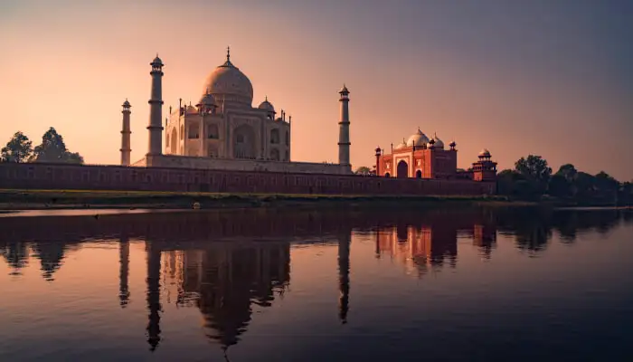 Places to see in Agra