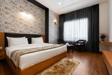 MICRO-STAY - AN HOURLY HOTEL BOOKING