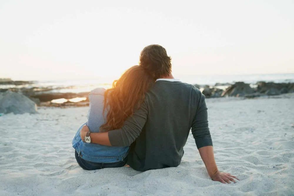 8 ROMANTIC THINGS FOR COUPLES TO DO ON A VACATION